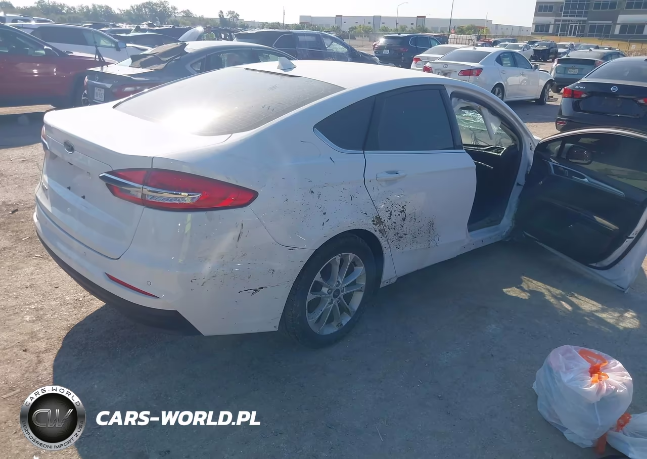 2020 Ford Fusion Se VIN:3FA6P0H78LR195489 - 4