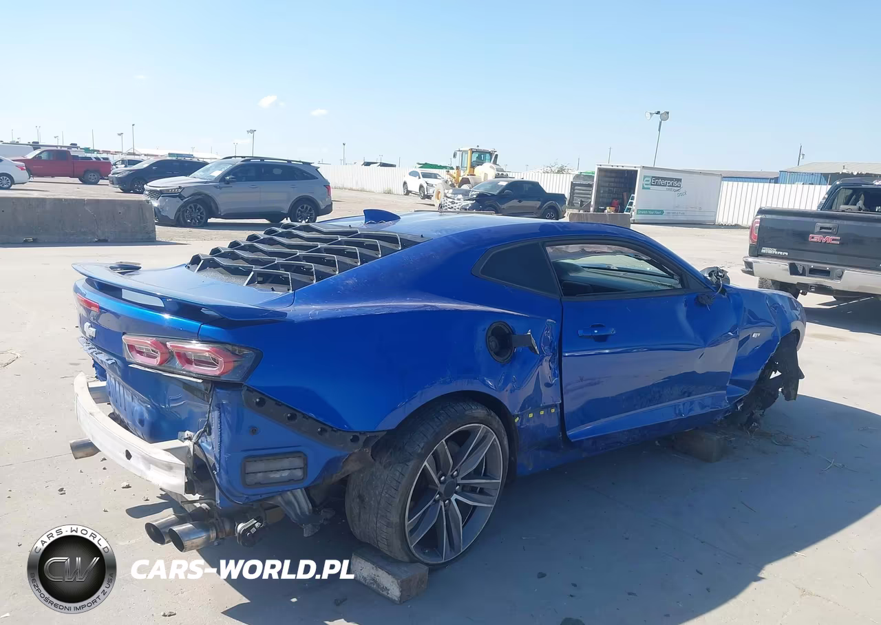 2016 Chevrolet Camaro 2Ss VIN:1G1FH1R75G0147359 - 4