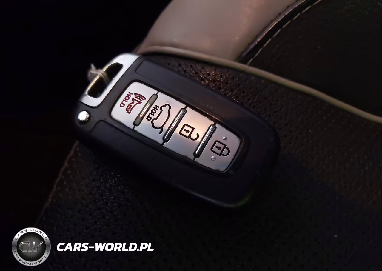 2015 Hyundai Veloster Turbo VIN:KMHTC6AE5FU243088 - 11