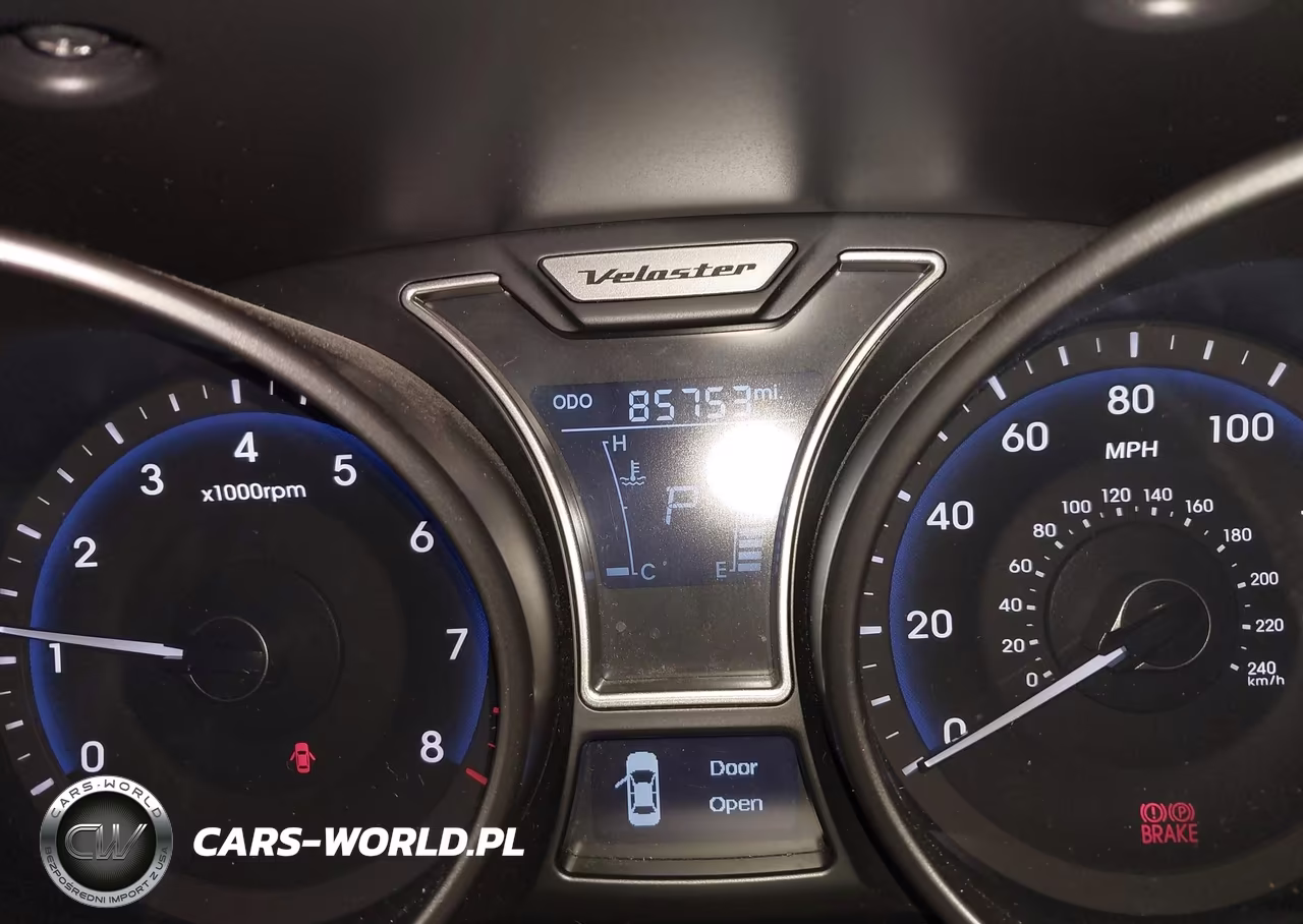 2015 Hyundai Veloster Turbo VIN:KMHTC6AE5FU243088 - 15