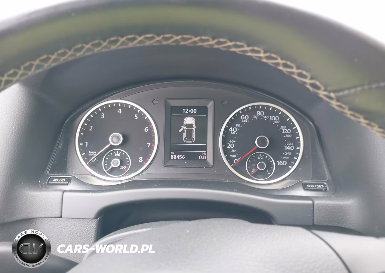 2016 Volkswagen Tiguan S VIN:WVGBV7AX5GW600885 - 7