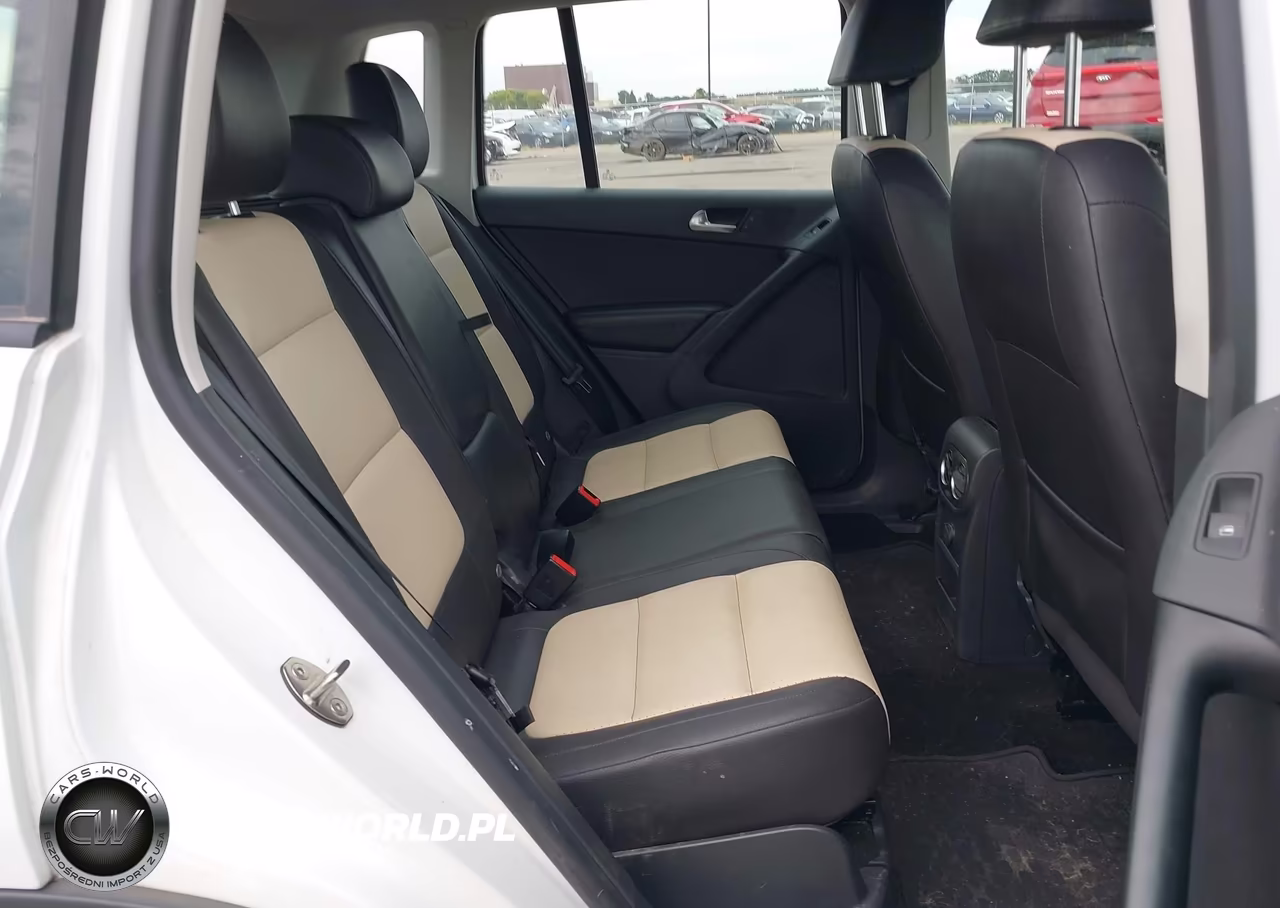 2016 Volkswagen Tiguan S VIN:WVGBV7AX5GW600885 - 8