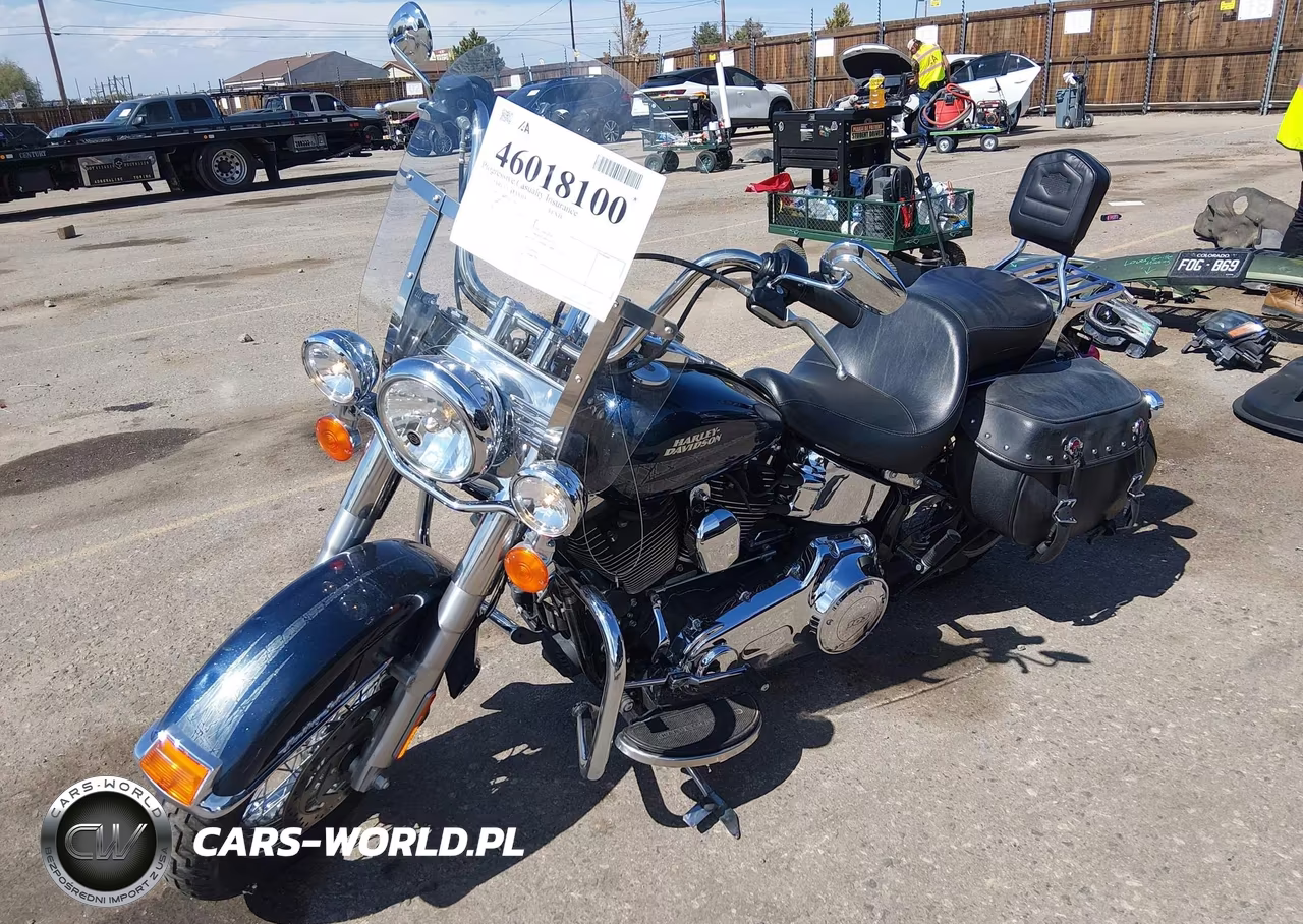 2016 Harley-Davidson Flstc Heritage Softail Classic VIN:1HD1BWV13GB045160 - 2