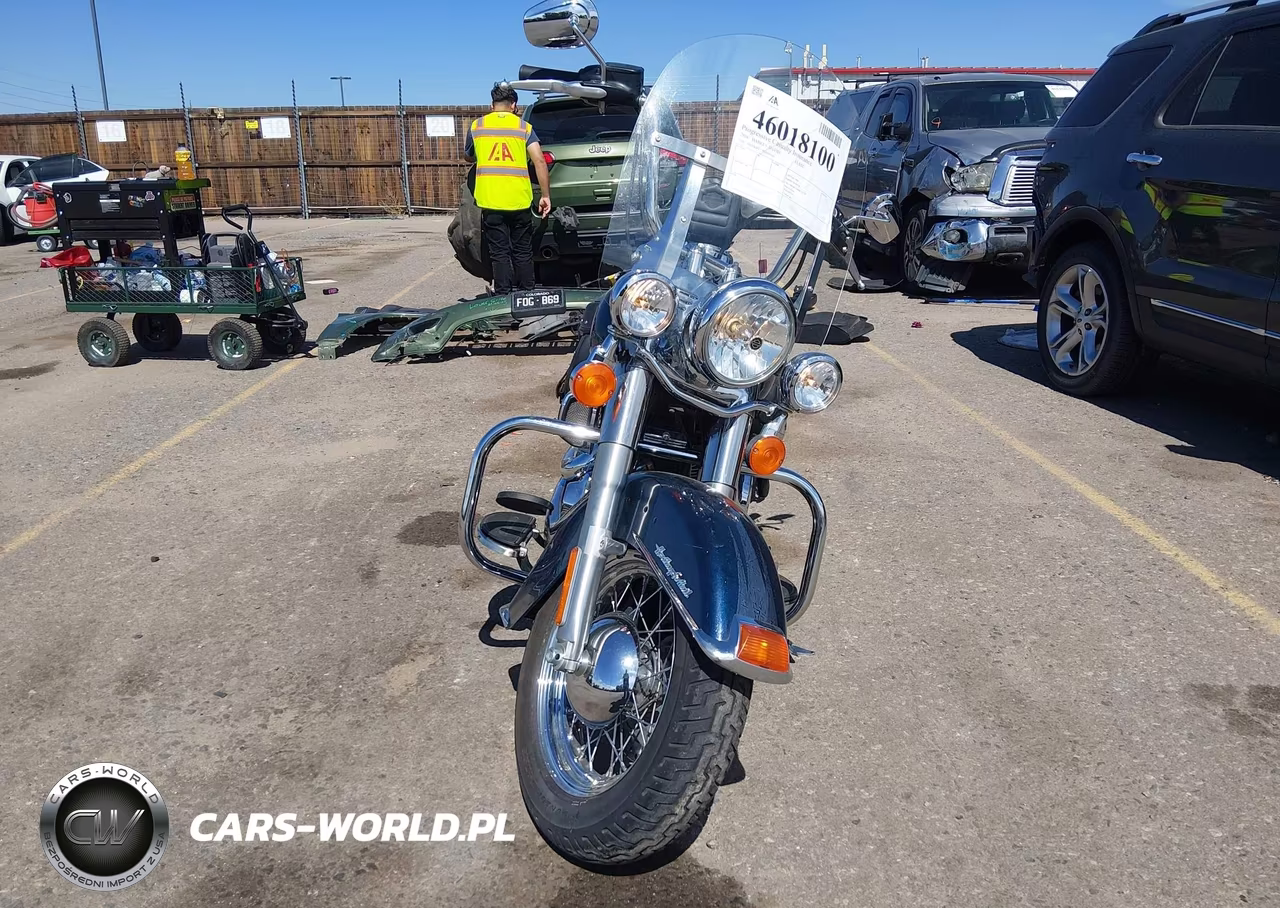 2016 Harley-Davidson Flstc Heritage Softail Classic VIN:1HD1BWV13GB045160 - 5