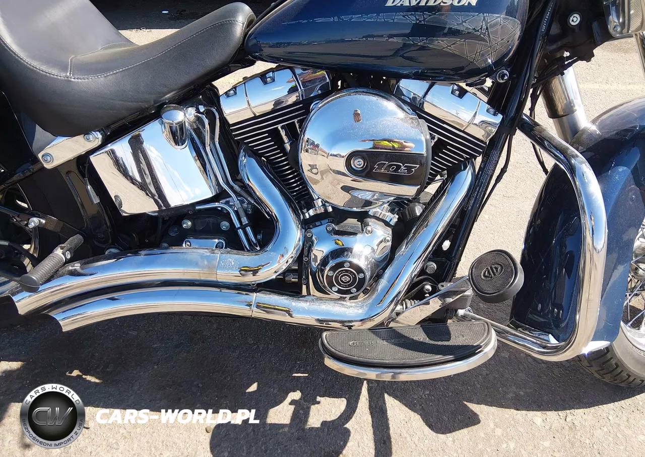 2016 Harley-Davidson Flstc Heritage Softail Classic VIN:1HD1BWV13GB045160 - 8