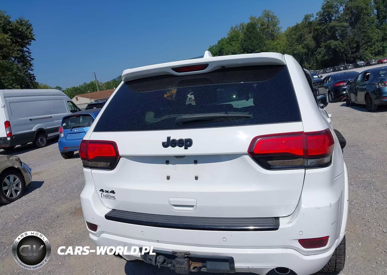 2015 Jeep Grand Cherokee Altitude VIN:1C4RJFAGXFC803716 - 16