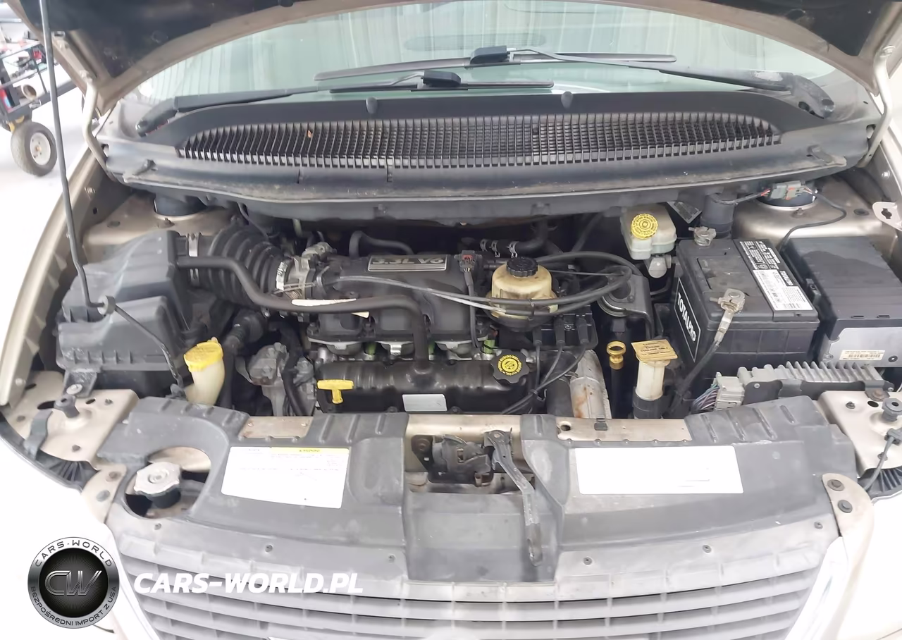 2003 Chrysler Town & Country VIN:2C4GP24R63R323803 - 10
