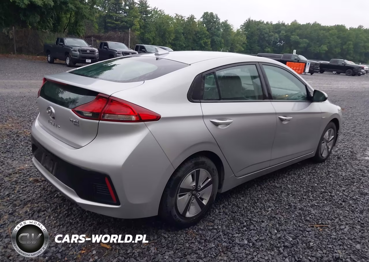 2018 Hyundai Ioniq Hybrid Blue VIN:KMHC65LC9JU076238 - 4