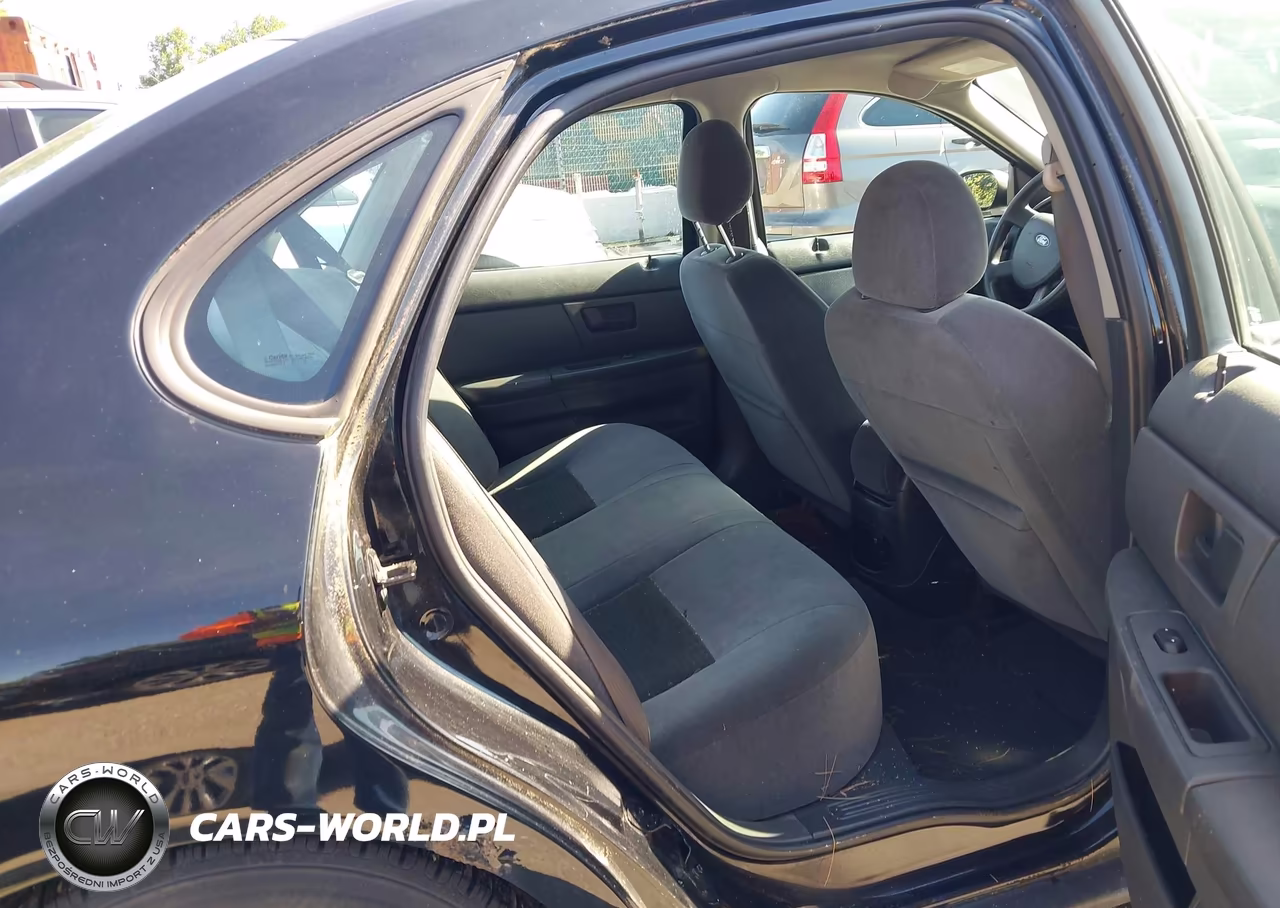 2007 Ford Taurus Se VIN:1FAFP53U07A125351 - 8