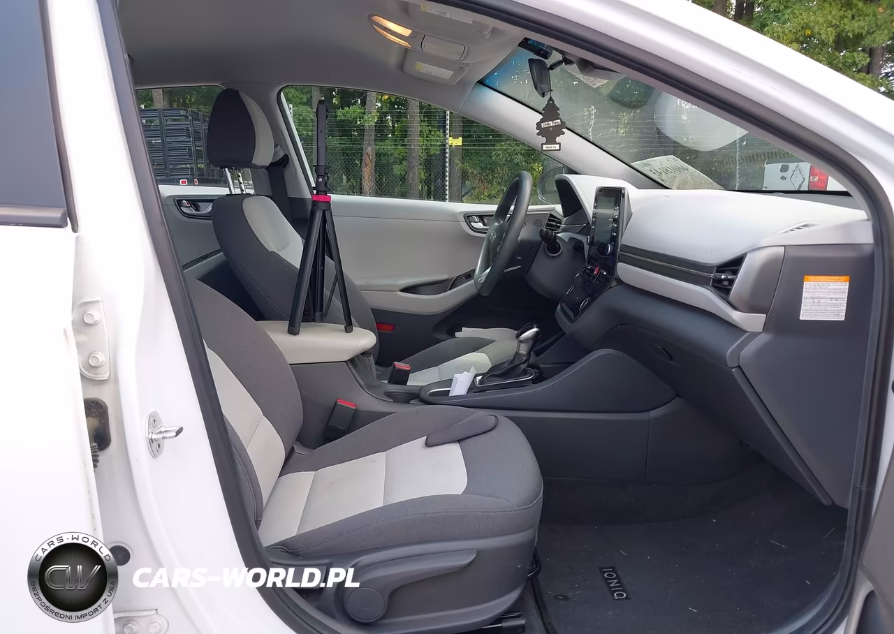 2020 Hyundai Ioniq Hybrid Blue VIN:KMHC65LC2LU220005 - 5