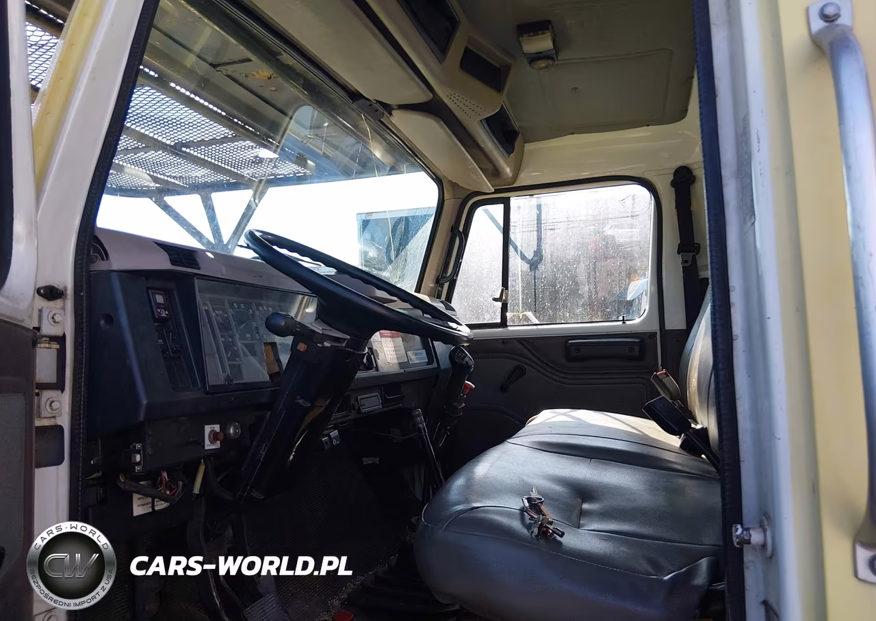 1997 International 4000 4700 VIN:1HTSCABP4VH448687 - 6
