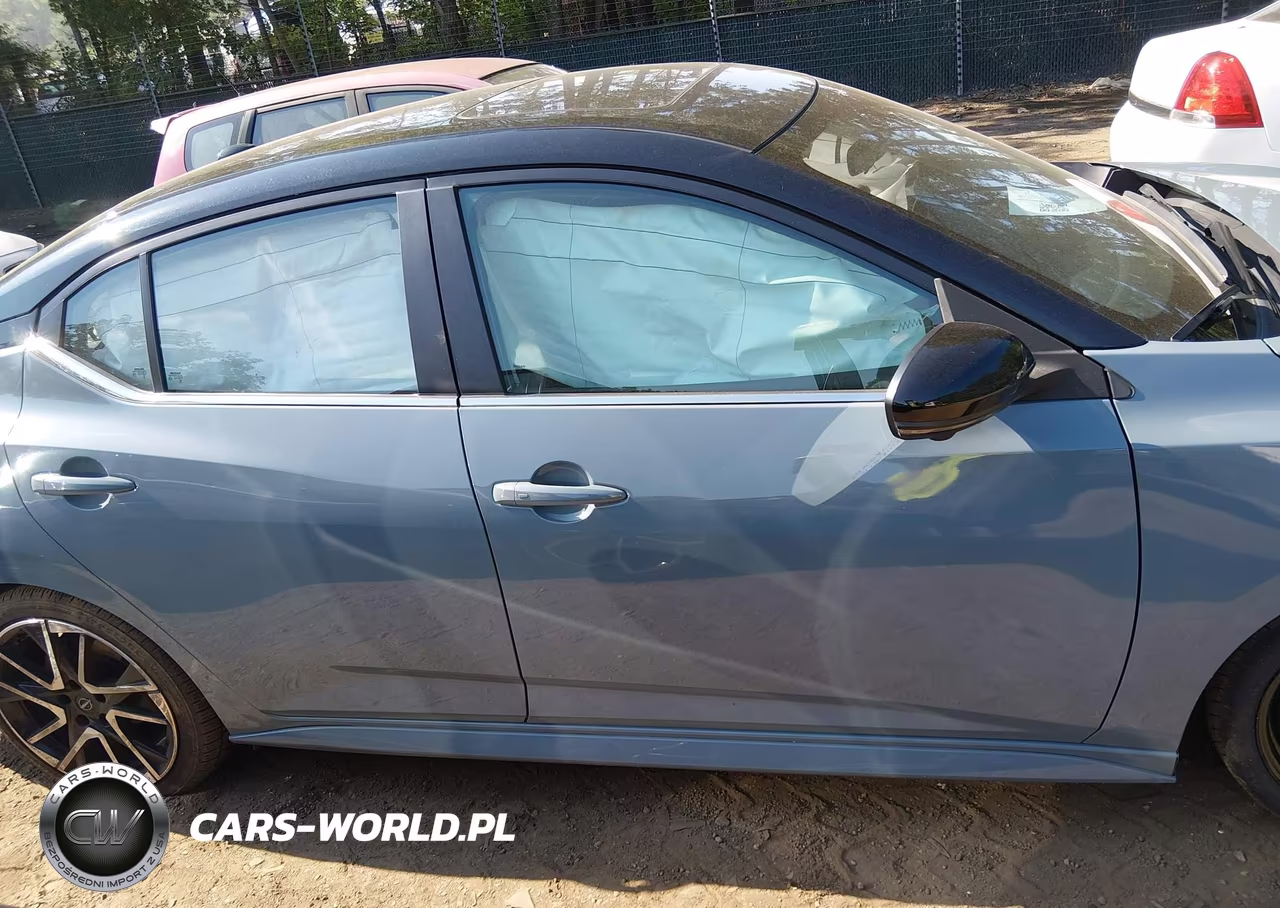 2025 Nissan Sentra Sr VIN:3N1AB8DV9SY245488 - 13