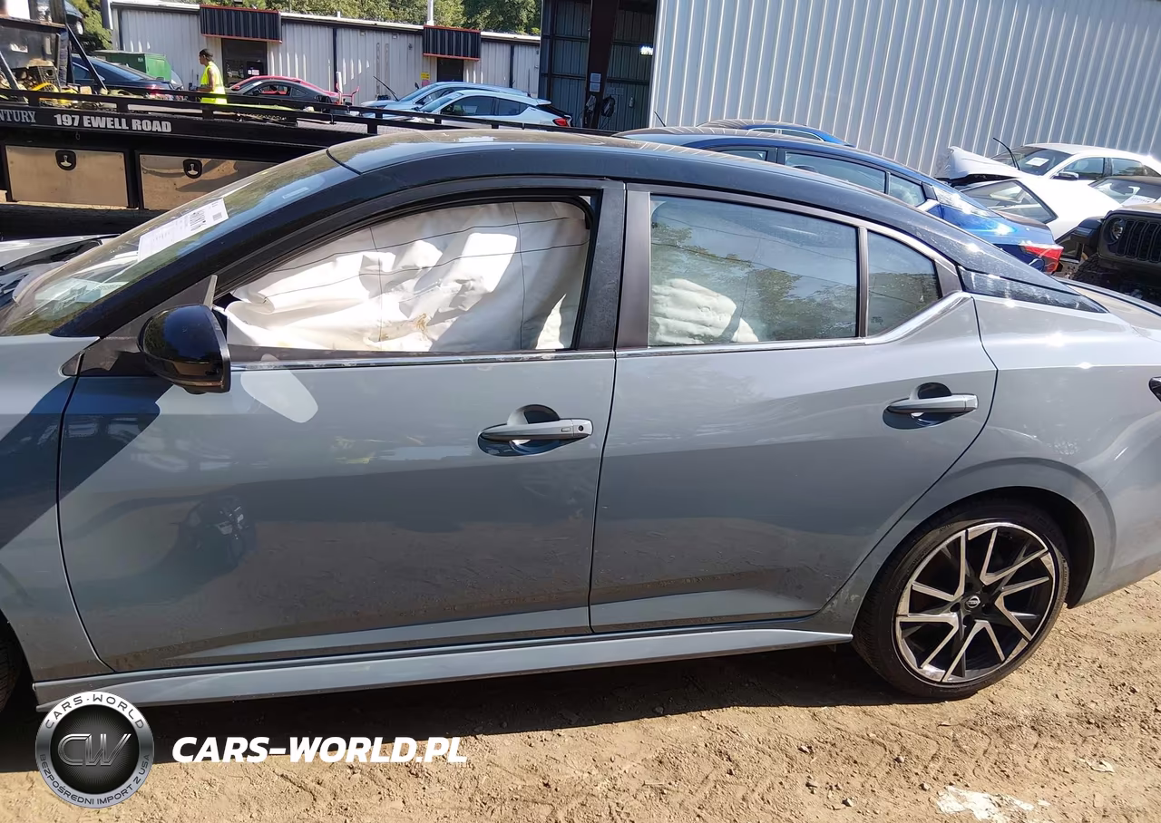 2025 Nissan Sentra Sr VIN:3N1AB8DV9SY245488 - 14