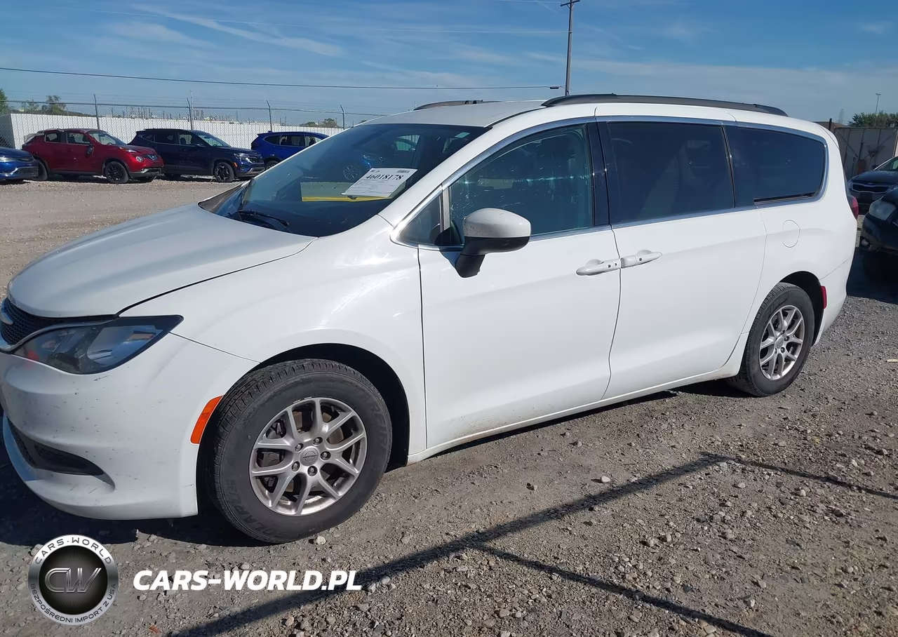 2021 Chrysler Voyager Lxi VIN:2C4RC1DG4MR542211 - 2