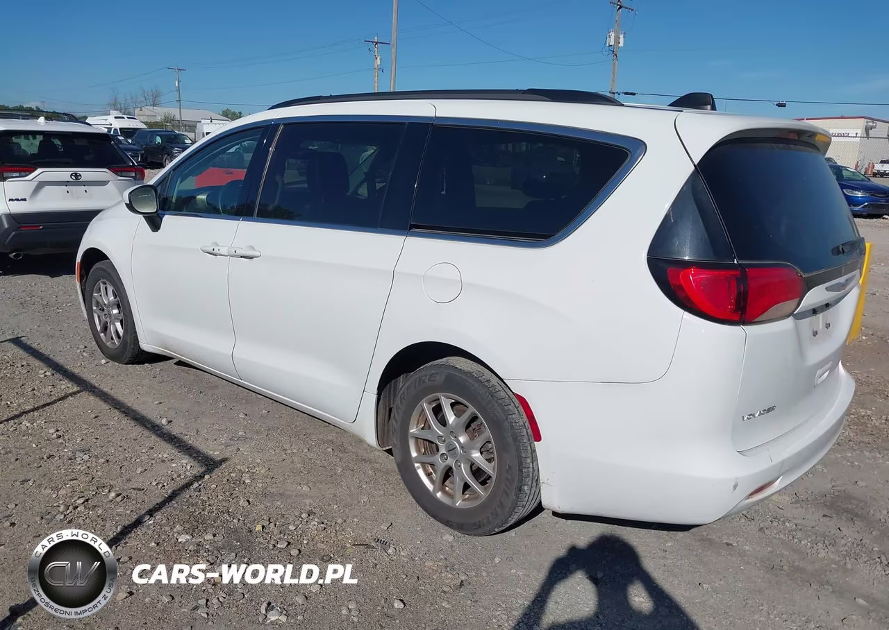 2021 Chrysler Voyager Lxi VIN:2C4RC1DG4MR542211 - 3