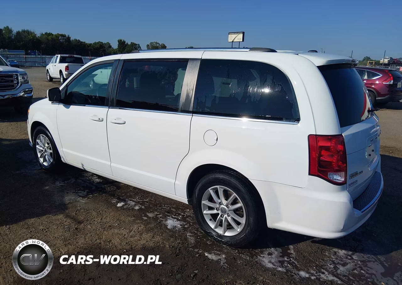 2018 Dodge Grand Caravan Sxt VIN:2C4RDGCG6JR250900 - 3