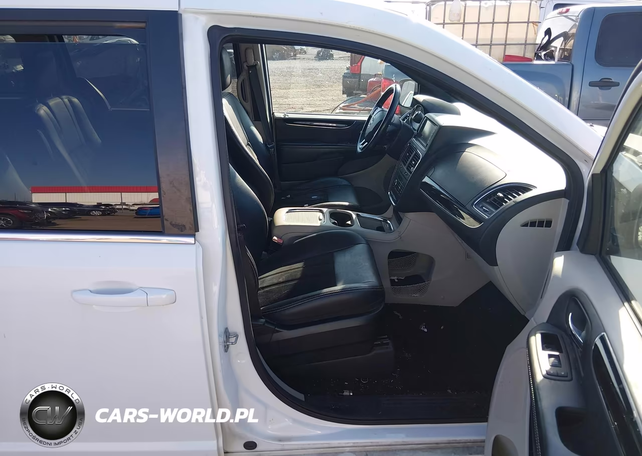 2018 Dodge Grand Caravan Sxt VIN:2C4RDGCG6JR250900 - 5