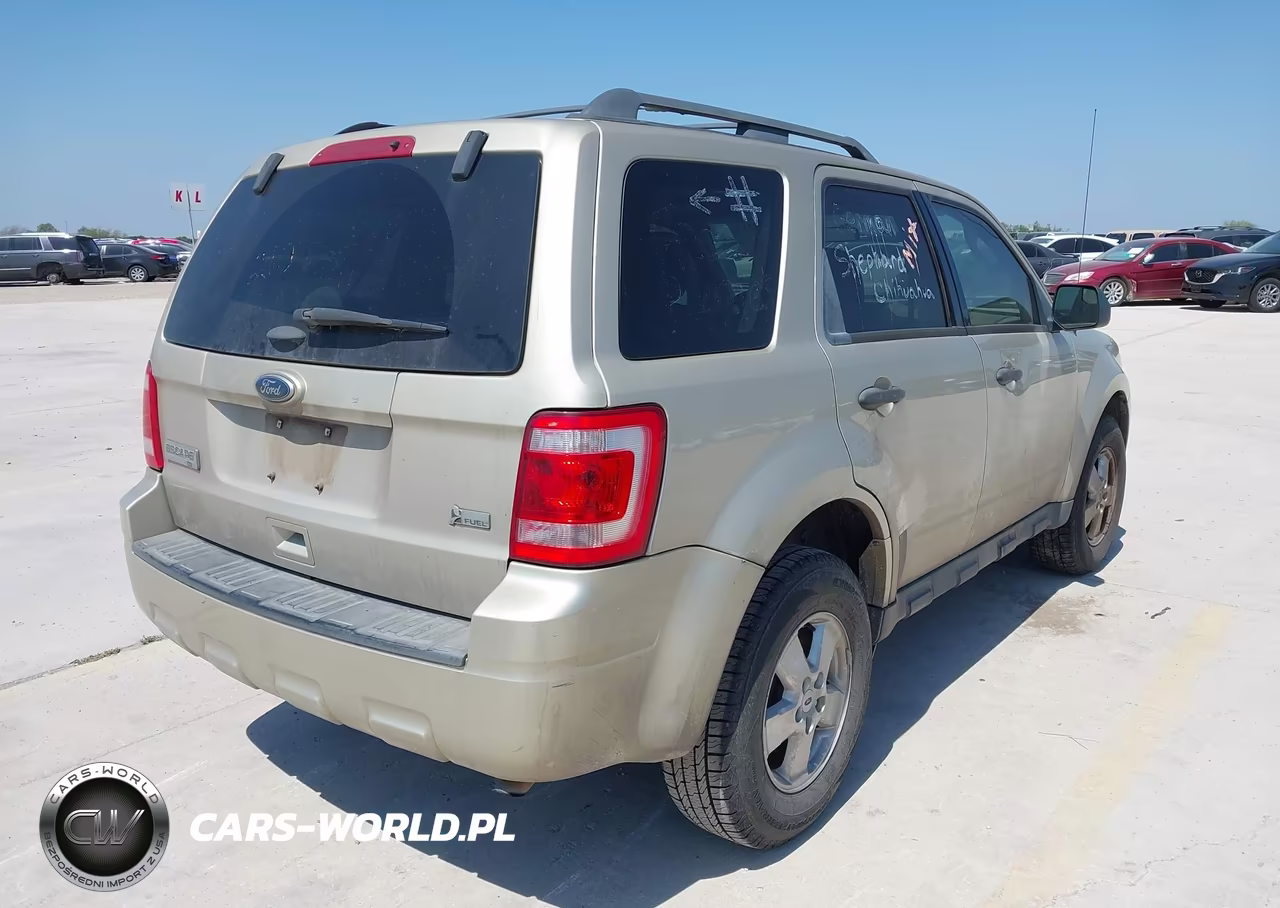 2012 Ford Escape Xlt VIN:1FMCU0DG2CKB21318 - 4