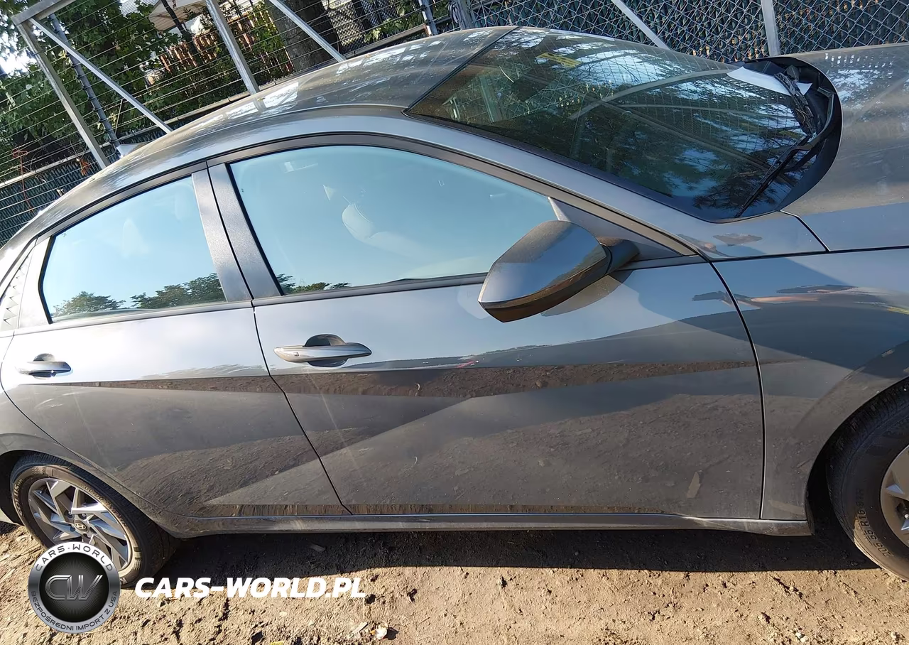 2025 Hyundai Elantra Hybrid Blue VIN:KMHLM4DJ3SU168833 - 12