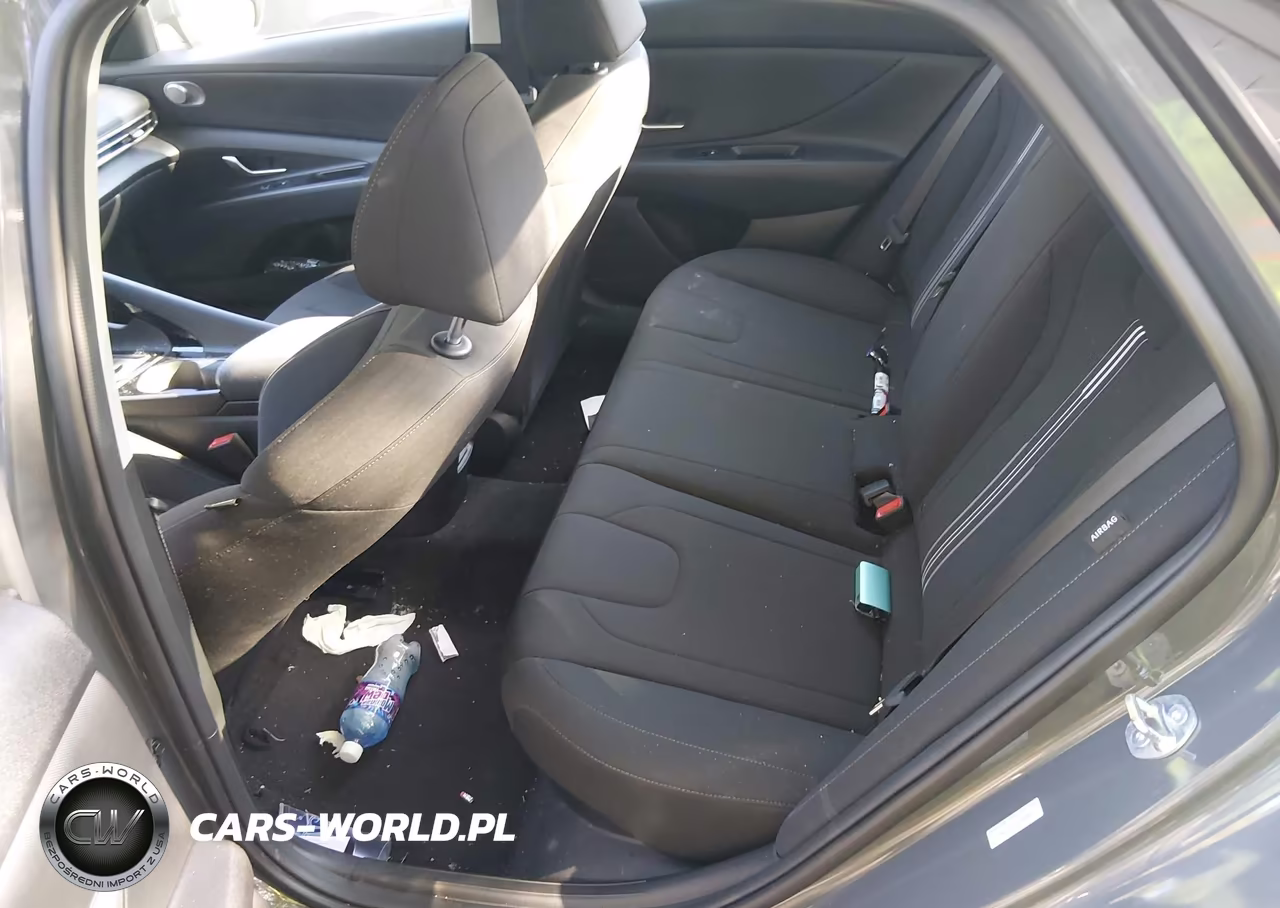 2025 Hyundai Elantra Hybrid Blue VIN:KMHLM4DJ3SU168833 - 8