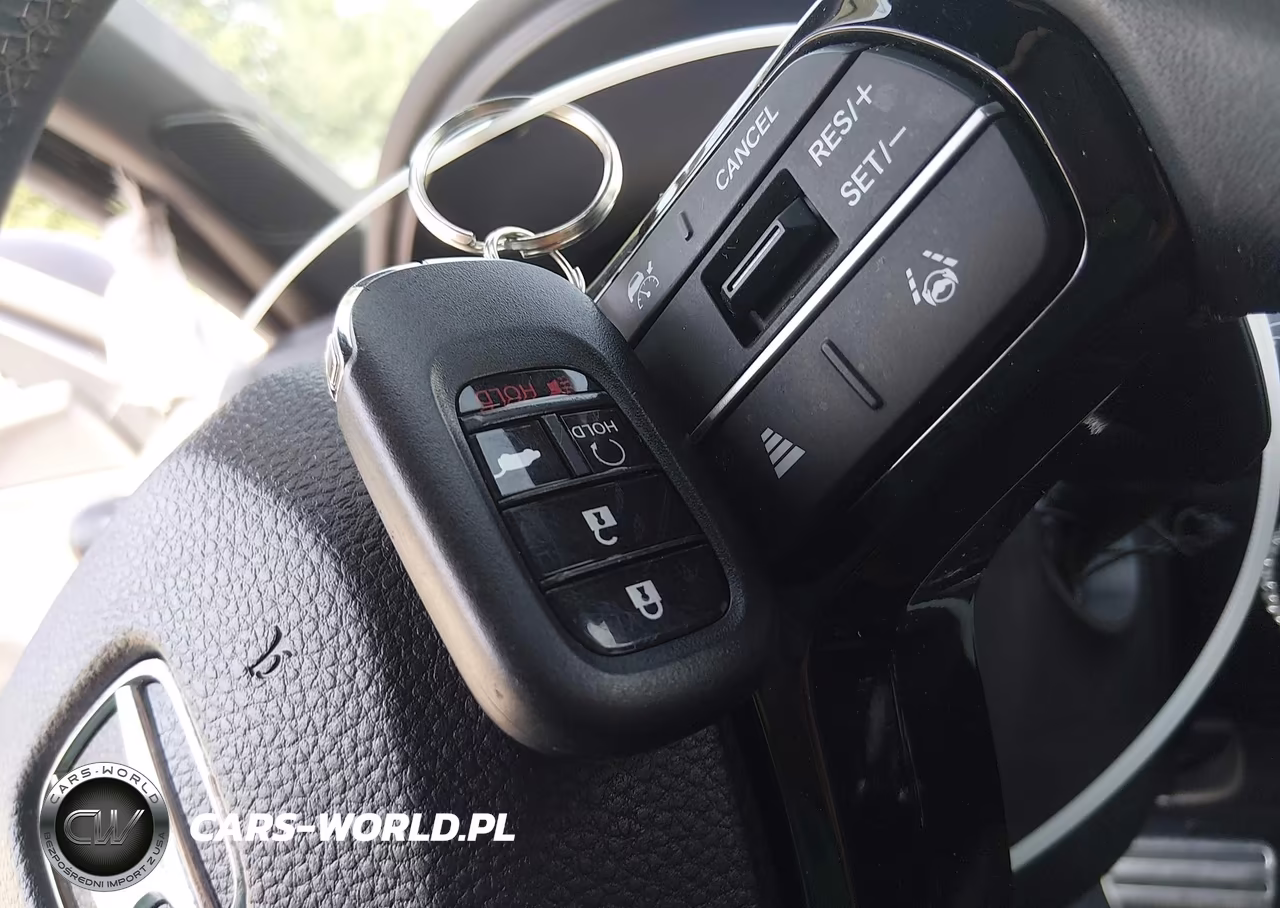 2024 Honda Civic Sport VIN:19XFL2H82RE006233 - 11