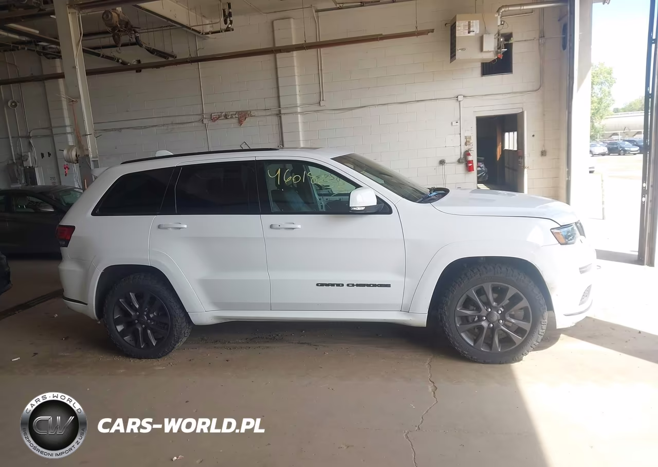 2018 Jeep Grand Cherokee High Altitude 4X4 VIN:1C4RJFCG4JC502011 - 13