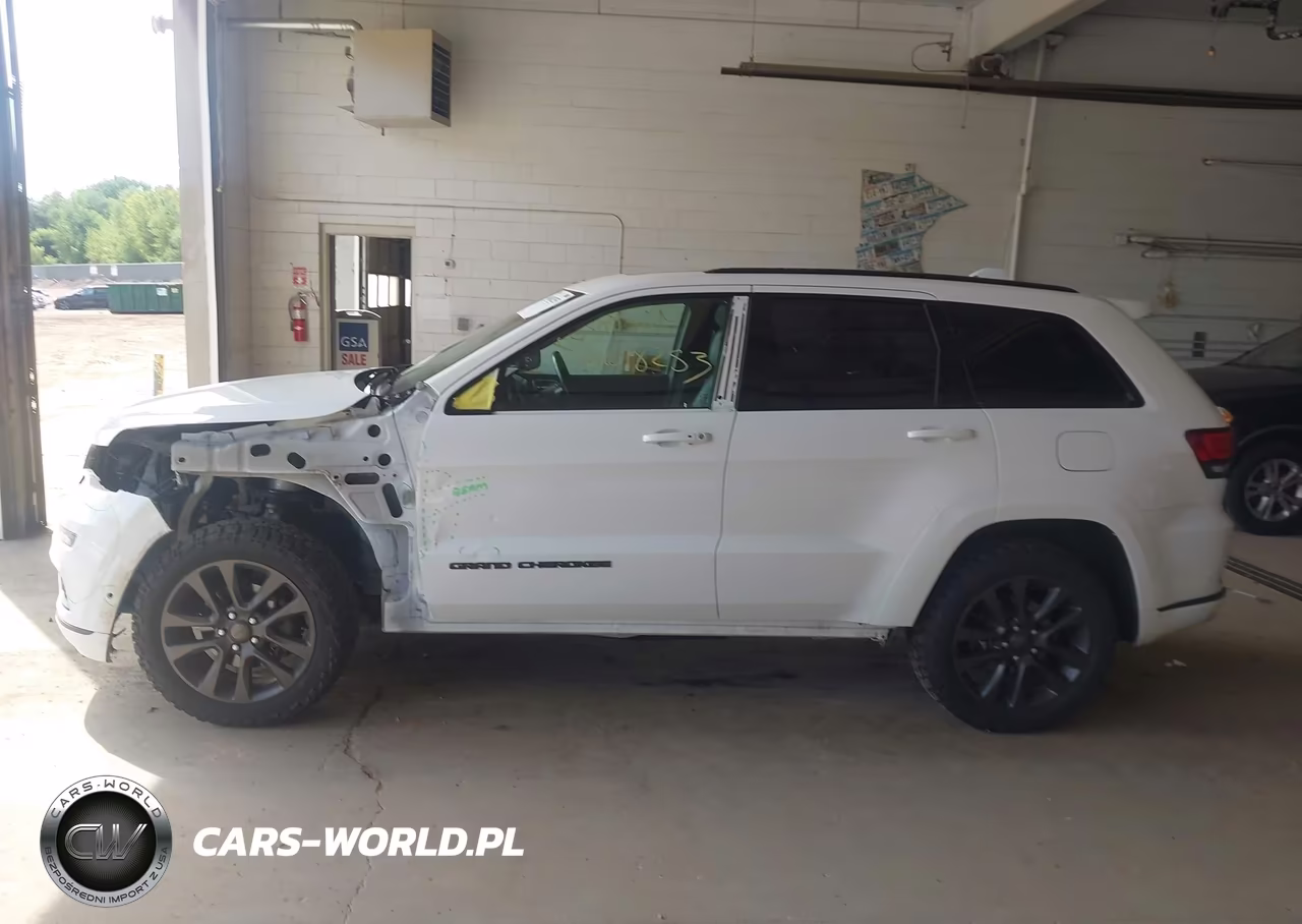 2018 Jeep Grand Cherokee High Altitude 4X4 VIN:1C4RJFCG4JC502011 - 14