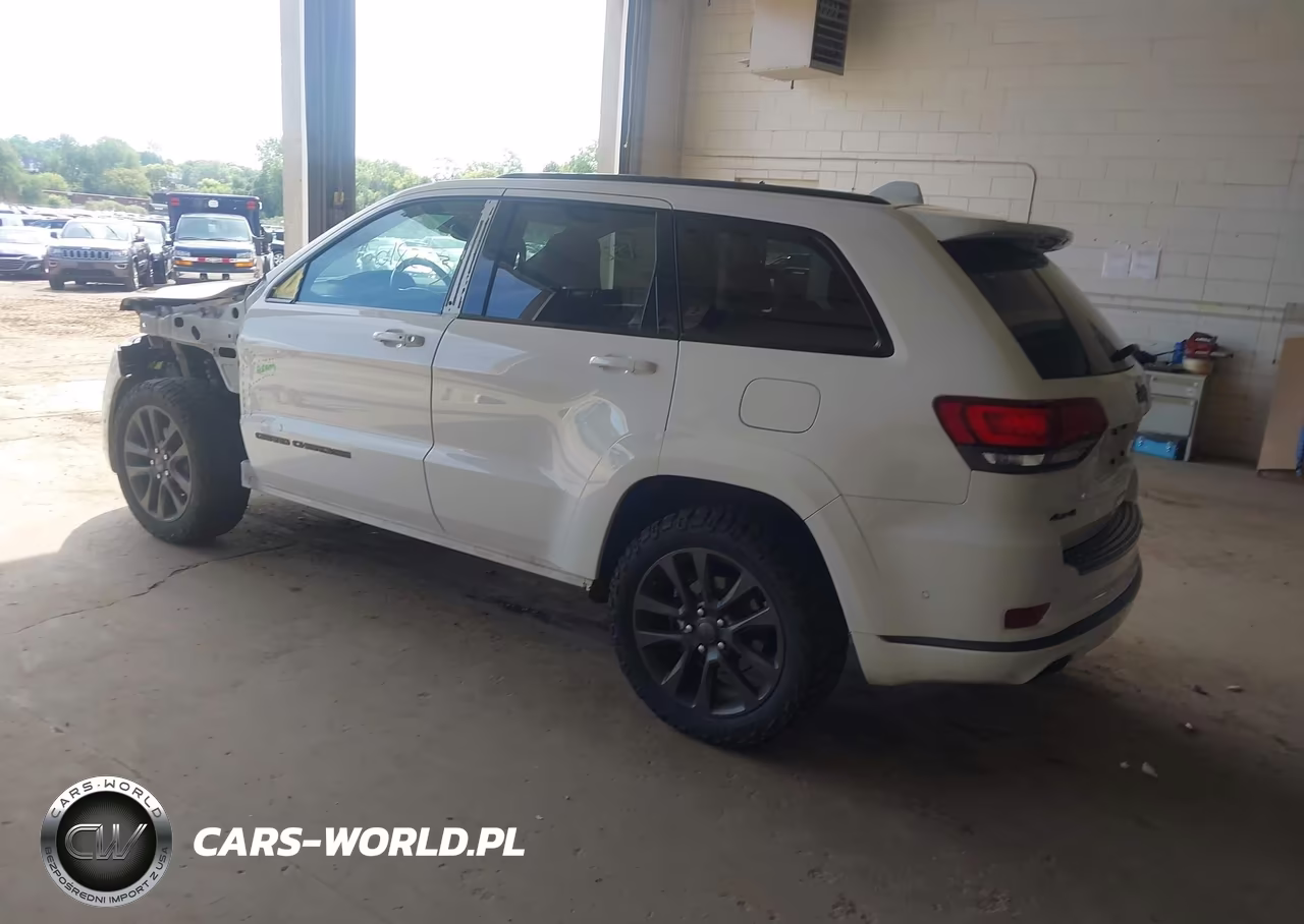 2018 Jeep Grand Cherokee High Altitude 4X4 VIN:1C4RJFCG4JC502011 - 3