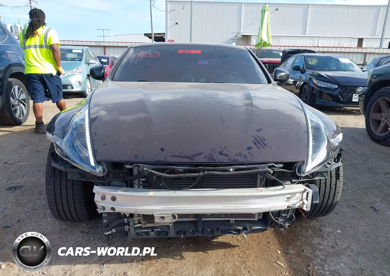 2017 Nissan 370Z VIN:JN1AZ4EH3HM951252 - 13