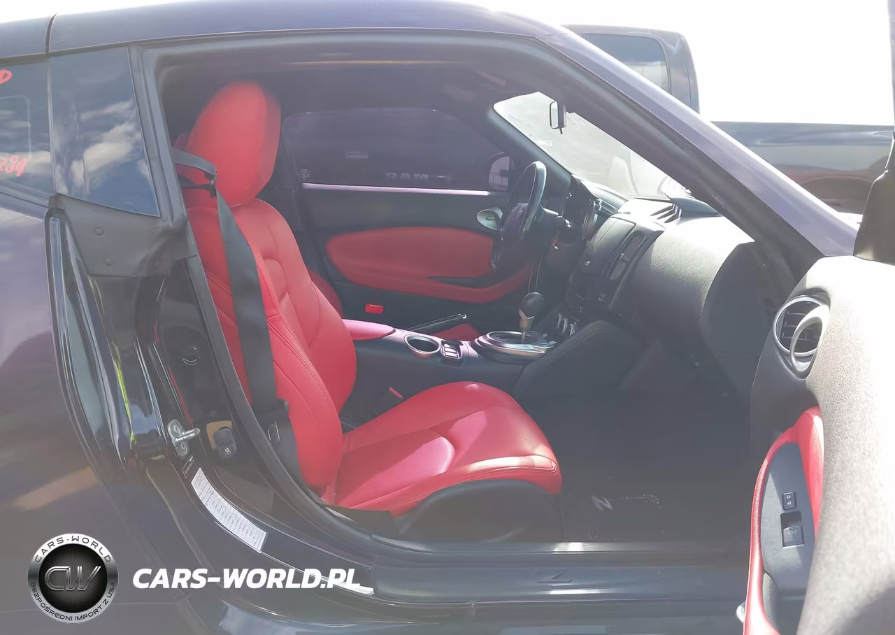 2017 Nissan 370Z VIN:JN1AZ4EH3HM951252 - 5