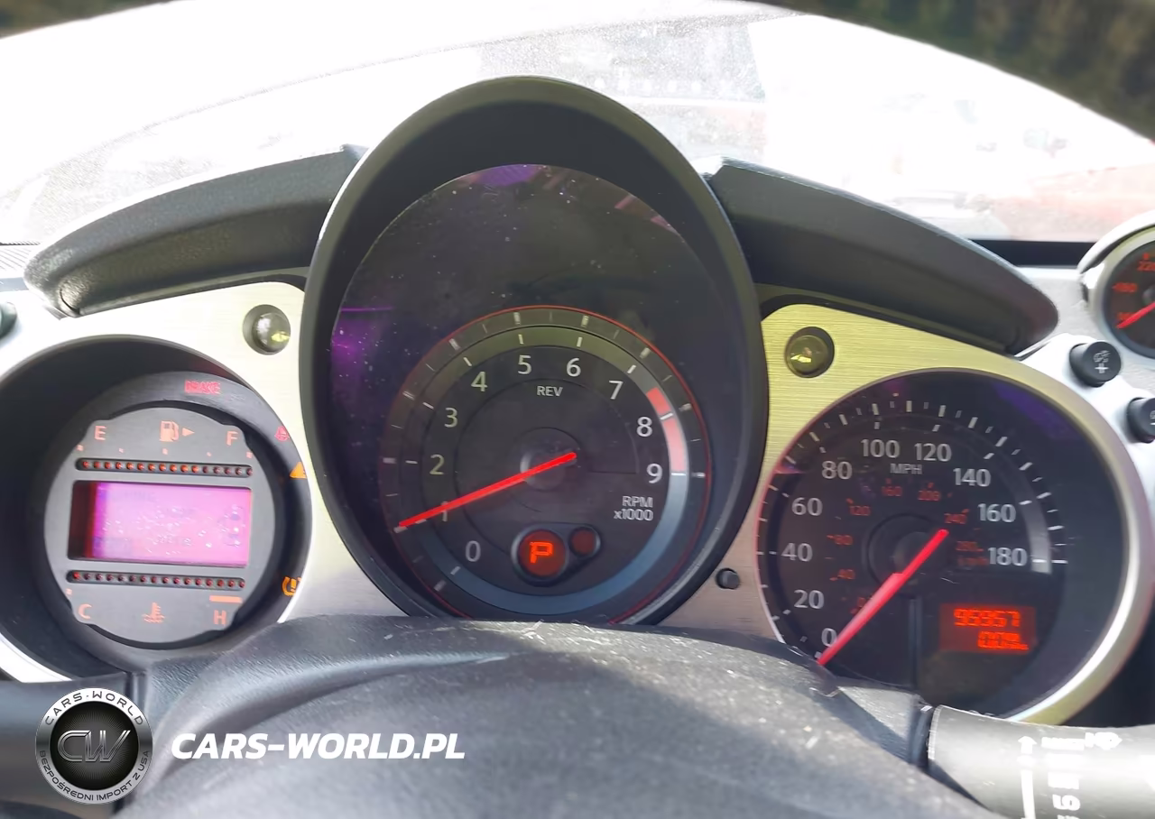 2017 Nissan 370Z VIN:JN1AZ4EH3HM951252 - 7