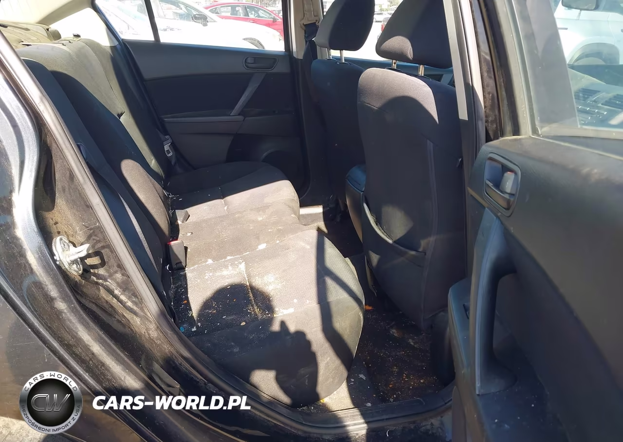 2011 Mazda Mazda3 I Sport VIN:JM1BL1UF7B1404589 - 8