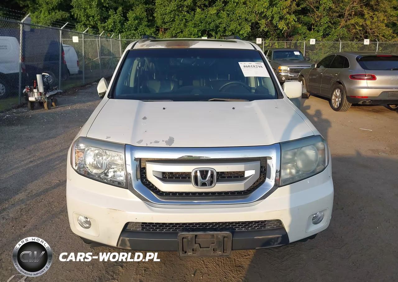 2011 Honda Pilot Touring VIN:5FNYF4H99BB095335 - 12