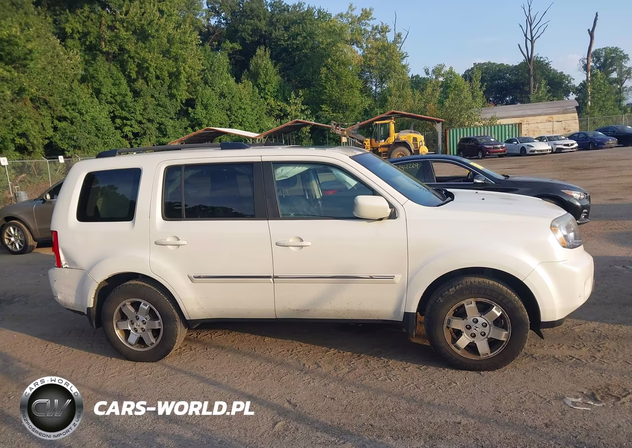 2011 Honda Pilot Touring VIN:5FNYF4H99BB095335 - 13