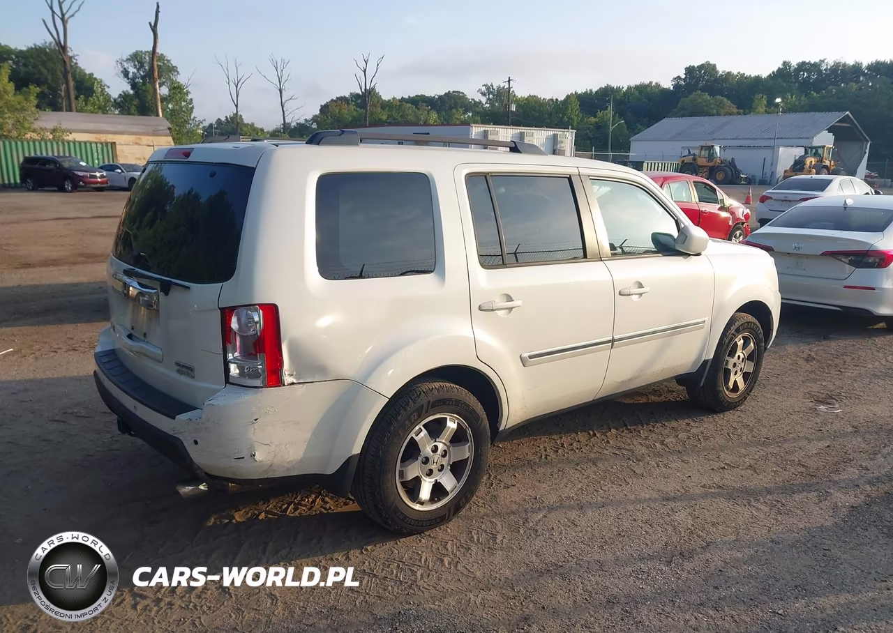 2011 Honda Pilot Touring VIN:5FNYF4H99BB095335 - 4