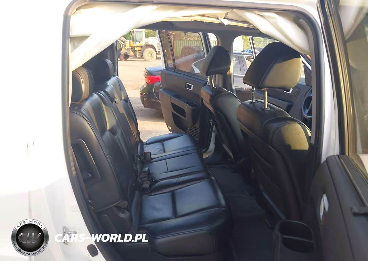2011 Honda Pilot Touring VIN:5FNYF4H99BB095335 - 8