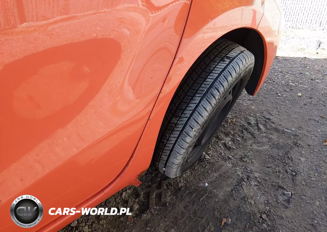 2012 Toyota Prius C Two VIN:JTDKDTB37C1003367 - 6