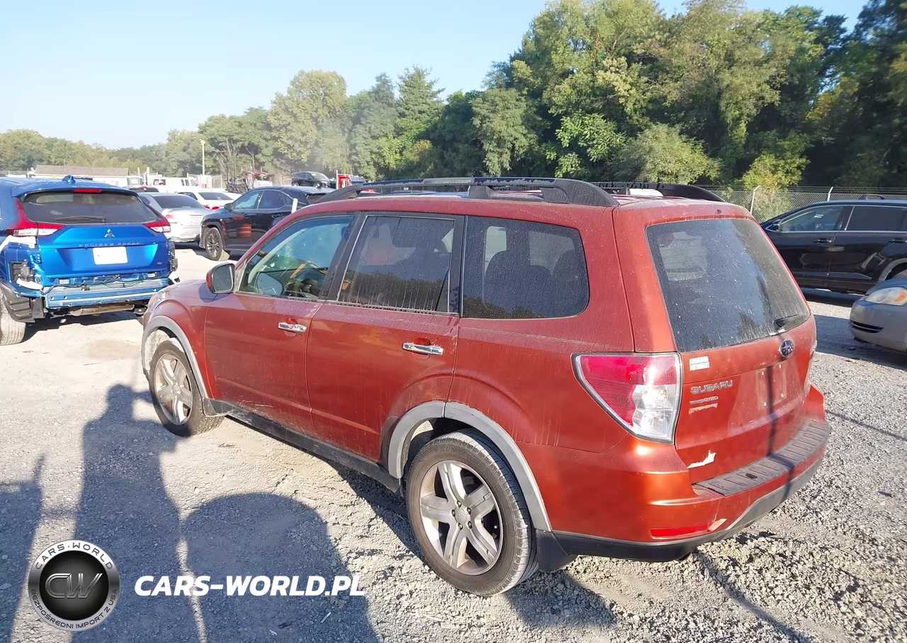 2010 Subaru Forester 2.5X Premium VIN:JF2SH6CCXAH707282 - 3