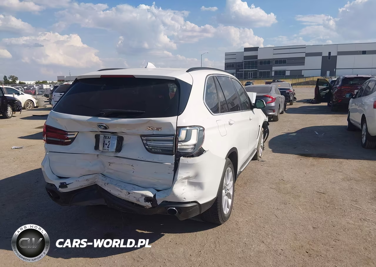 2016 BMW X5 xDrive35I VIN:5UXKR0C54G0S84781 - 4