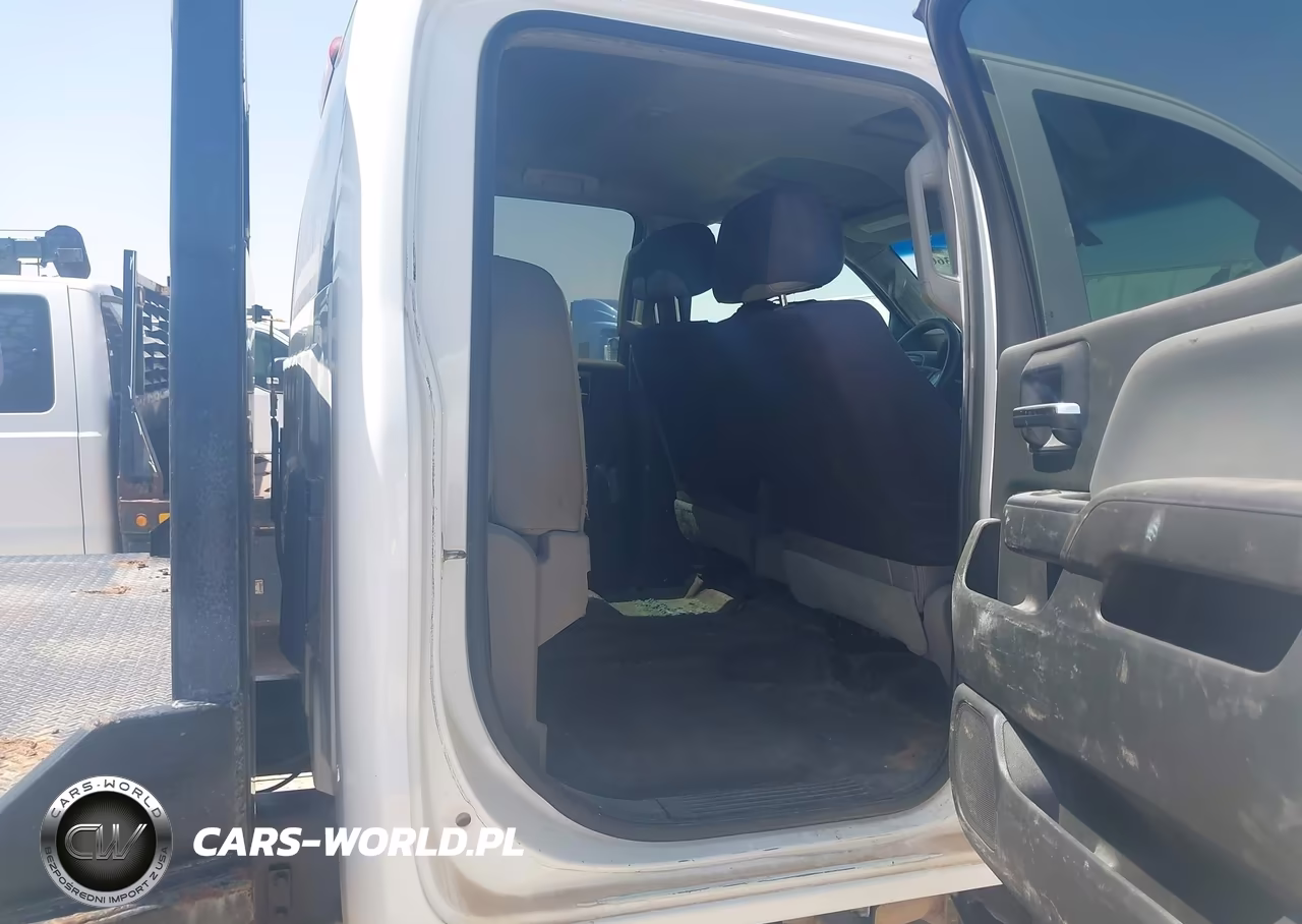 2019 Chevrolet Silverado 6500Hd 1Wt VIN:1HTKJPVK8KH840642 - 8
