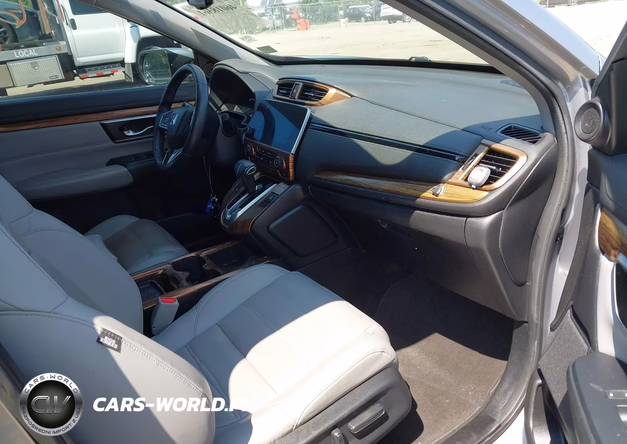 2018 Honda Cr-V Touring VIN:7FARW1H99JE021001 - 5