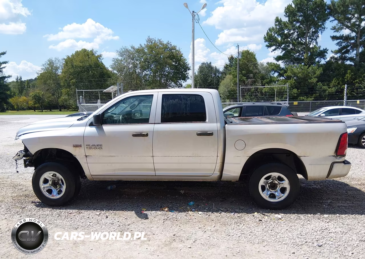 2015 Ram 1500 Tradesman VIN:3C6RR7KT9FG652382 - 14