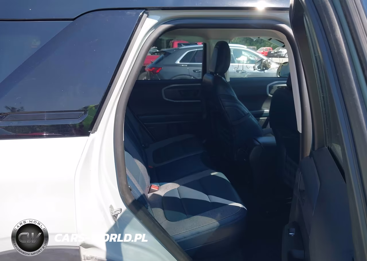 2021 Ford Bronco Sport Outer Banks VIN:3FMCR9C63MRA02642 - 8