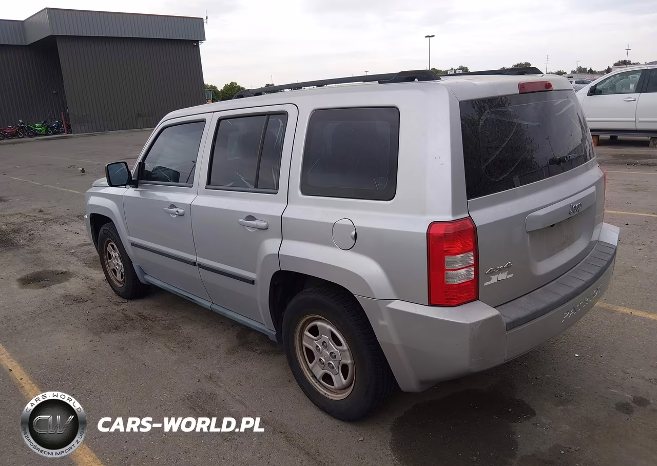 2010 Jeep Patriot Sport VIN:1J4NF2GB7AD601210 - 3