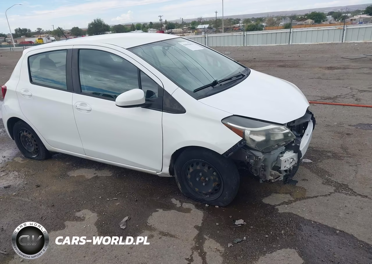 2015 Toyota Yaris L