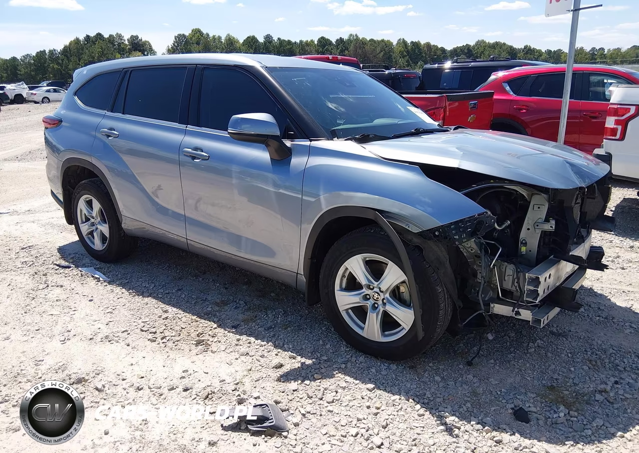 2021 Toyota Highlander Le