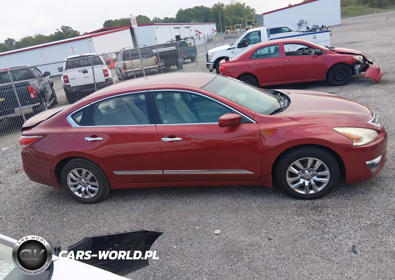 2015 Nissan Altima 2.5 S VIN:1N4AL3AP2FN306157 - 13
