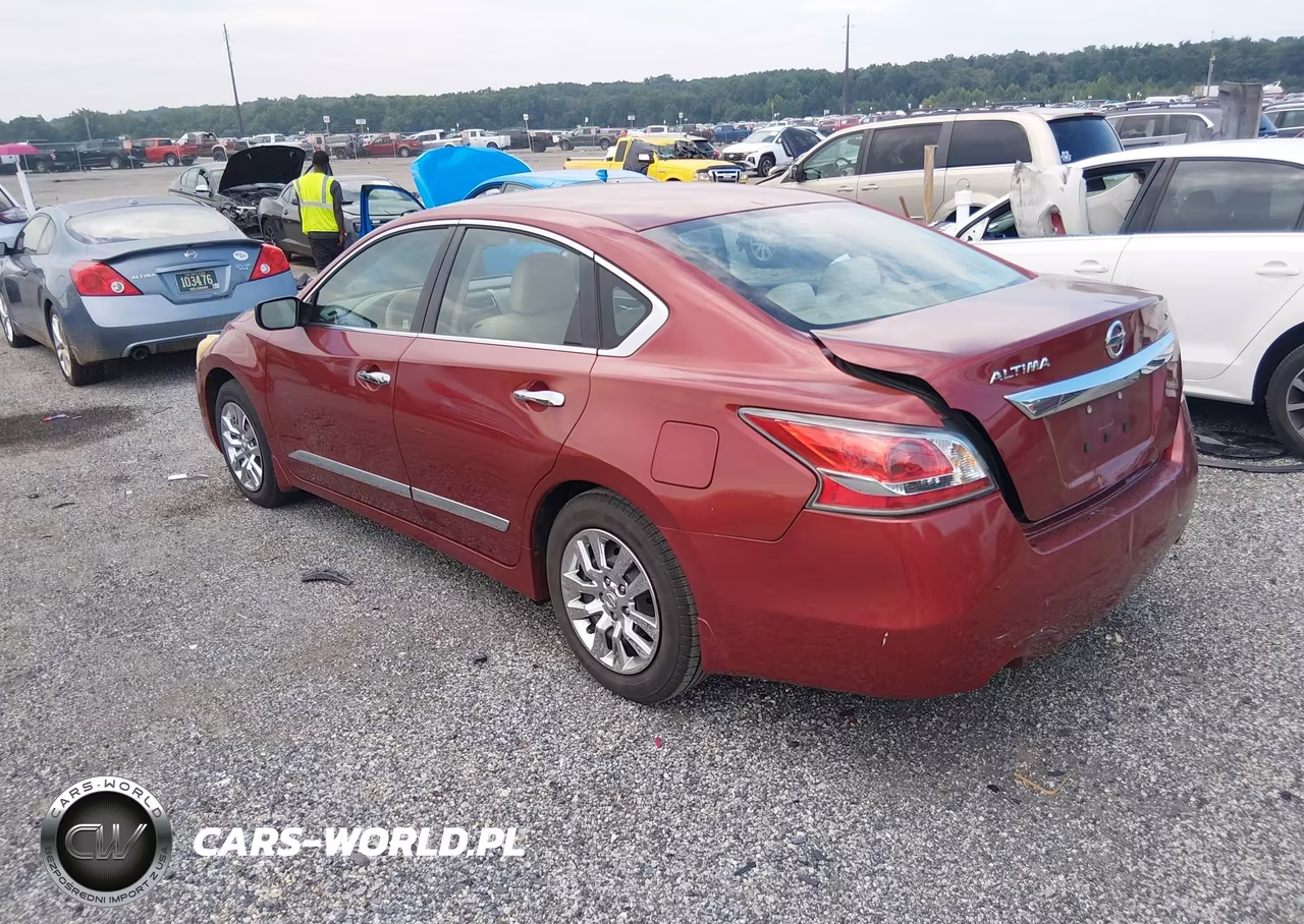 2015 Nissan Altima 2.5 S VIN:1N4AL3AP2FN306157 - 3