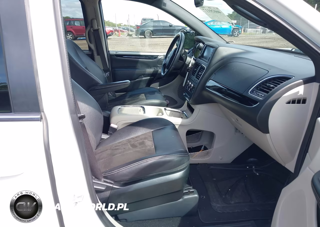 2019 Dodge Grand Caravan Sxt VIN:2C4RDGCG7KR546042 - 5