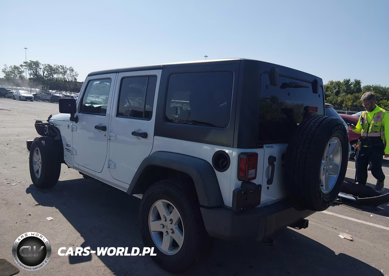2015 Jeep Wrangler Unlimited Sport VIN:1C4BJWDG1FL609573 - 14